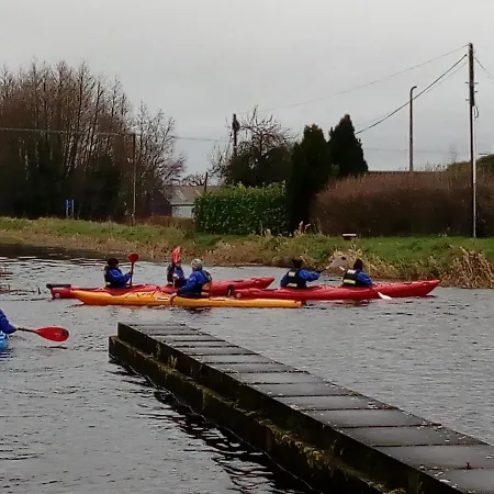 Abbeyview House And Glamping Bed & Breakfast