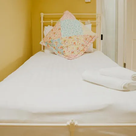 Couette-café Abbeyview House And Glamping Abbeyshrule