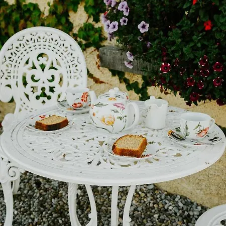 Abbeyview House And Glamping 4* Abbeyshrule