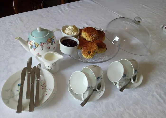 Abbeyview House And Glamping Bed & Breakfast