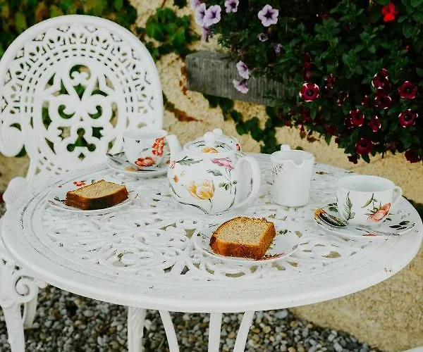 Abbeyview House And Glamping 4* Abbeyshrule